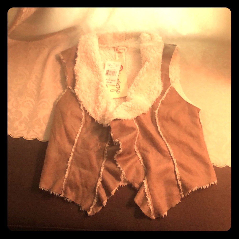 Olsenboye faux fur vest